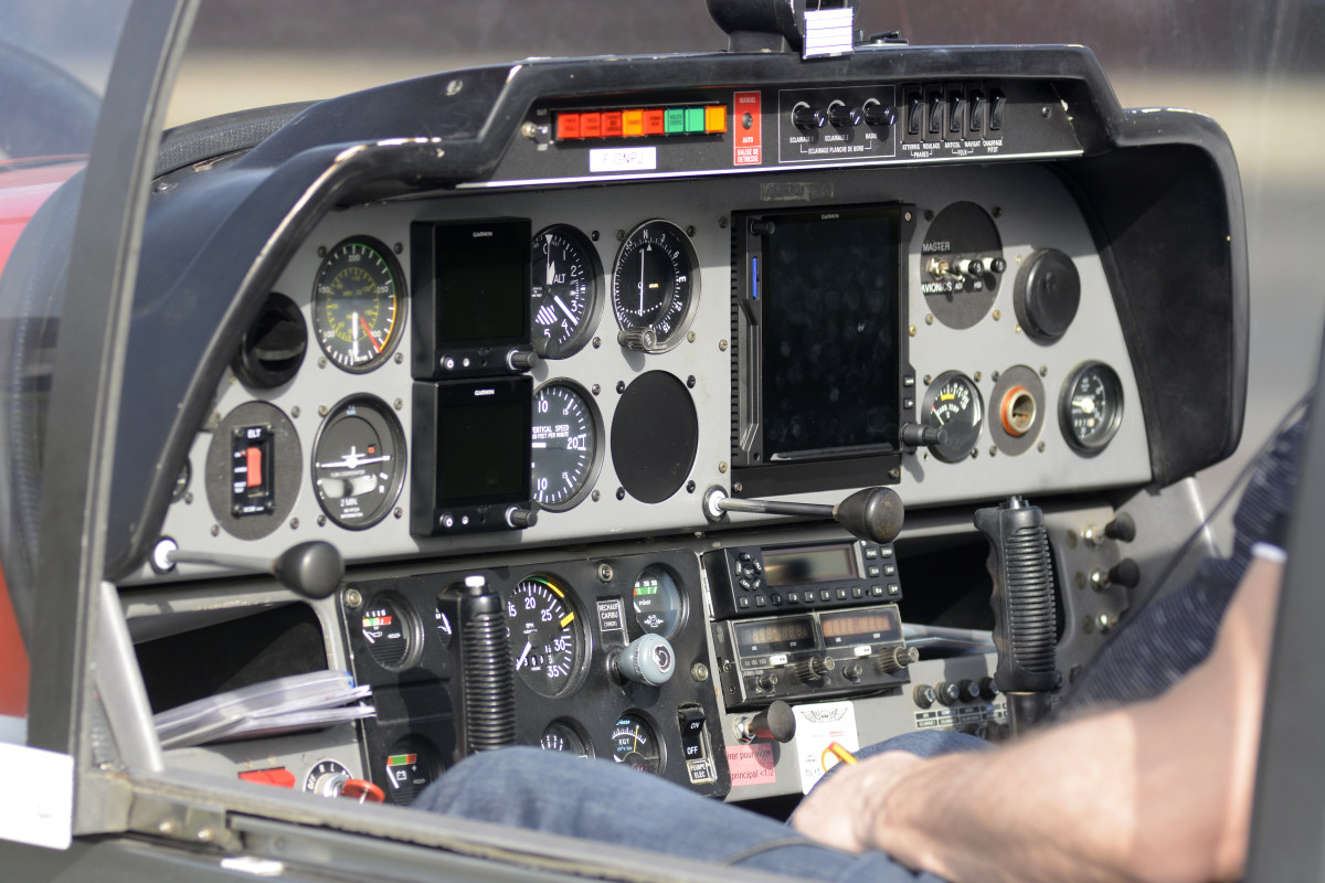 cockpit dr400 robin moderne